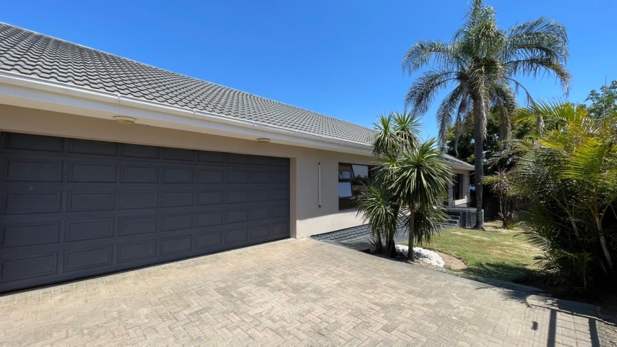 3 Bedroom Property for Sale in Beacon Bay North Eastern Cape